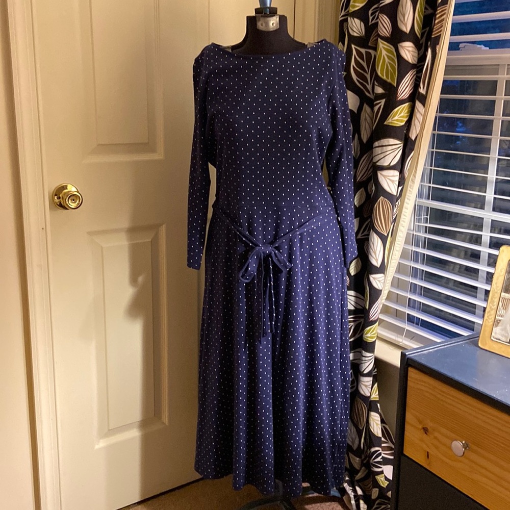 - Lands end long sleeve 100% cotton boat neck navy blue dress size medium